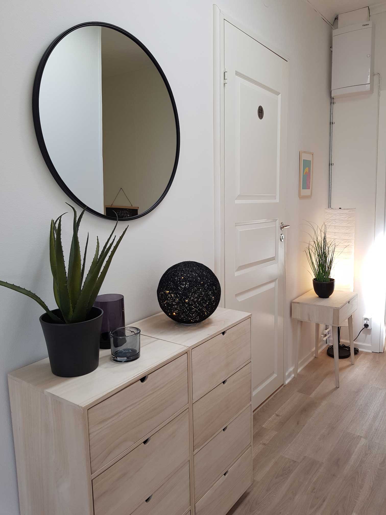 mirror